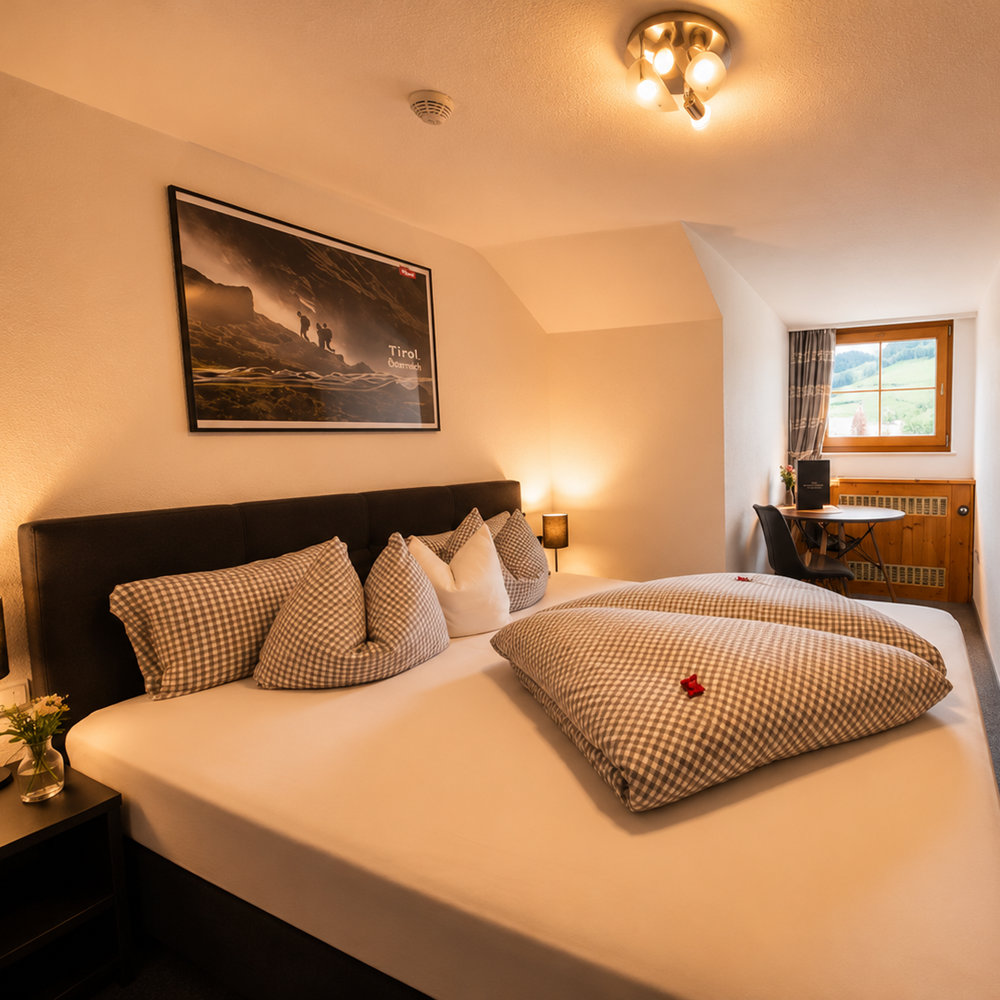 Doppelzimmer Nr. 9 im Bergheim Tirol
