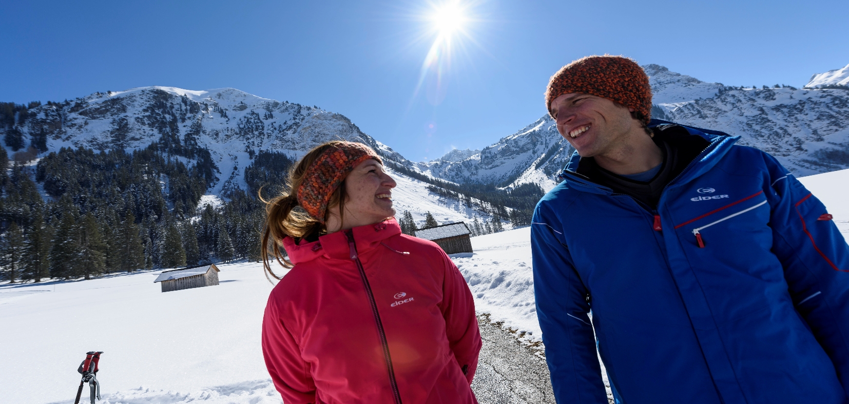 Winterurlaub in Tirol im Tannheimer Tal: persönliche Pension mit Hotelkomfort, gemütlichen Zimmern und Halbpension für Hausgäste.