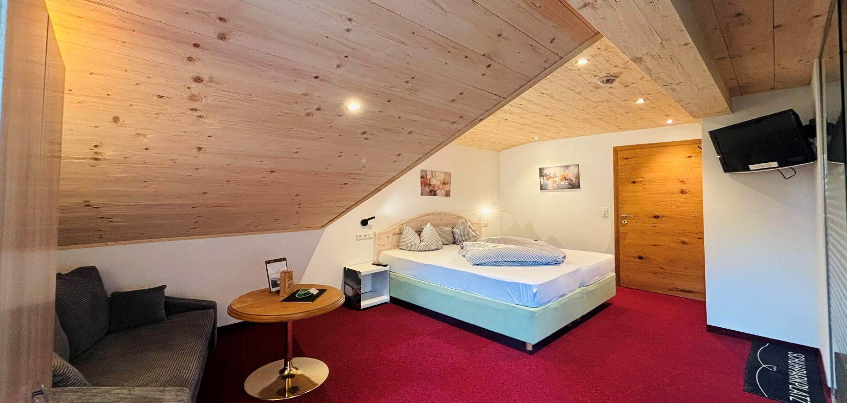 Halbpension im Bergheim Tirol: Frühstücksbuffet und Abendessen sind im Übernachtungspreis enthalten – exklusiv für unsere Hausgäste.